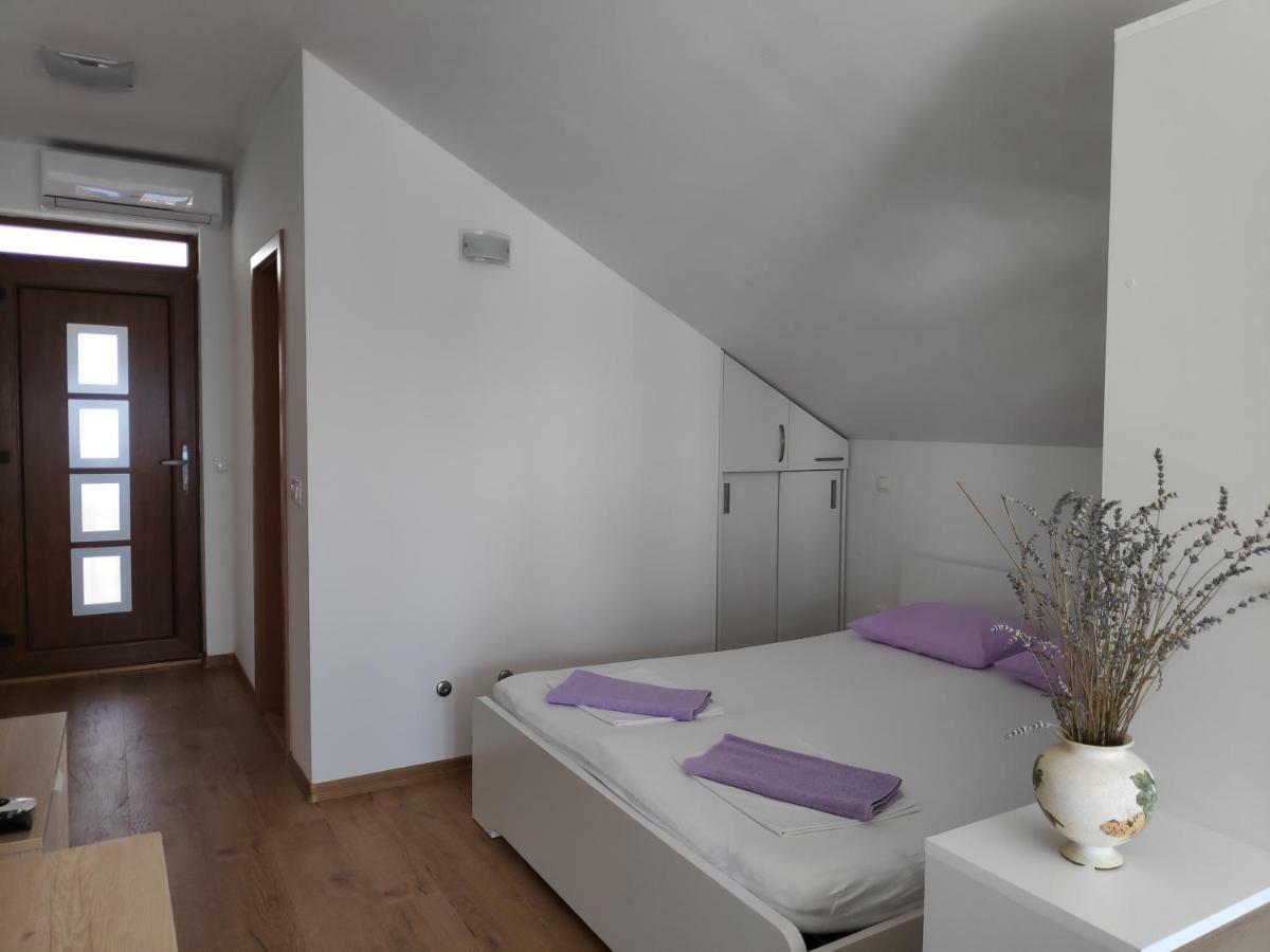 Apartman Anicic Podaca Exterior foto