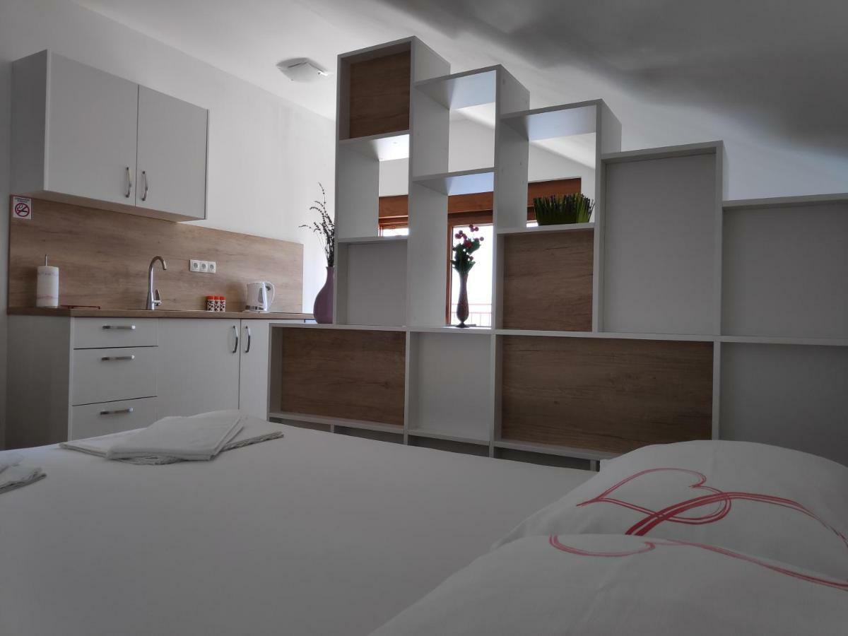 Apartman Anicic Podaca Exterior foto