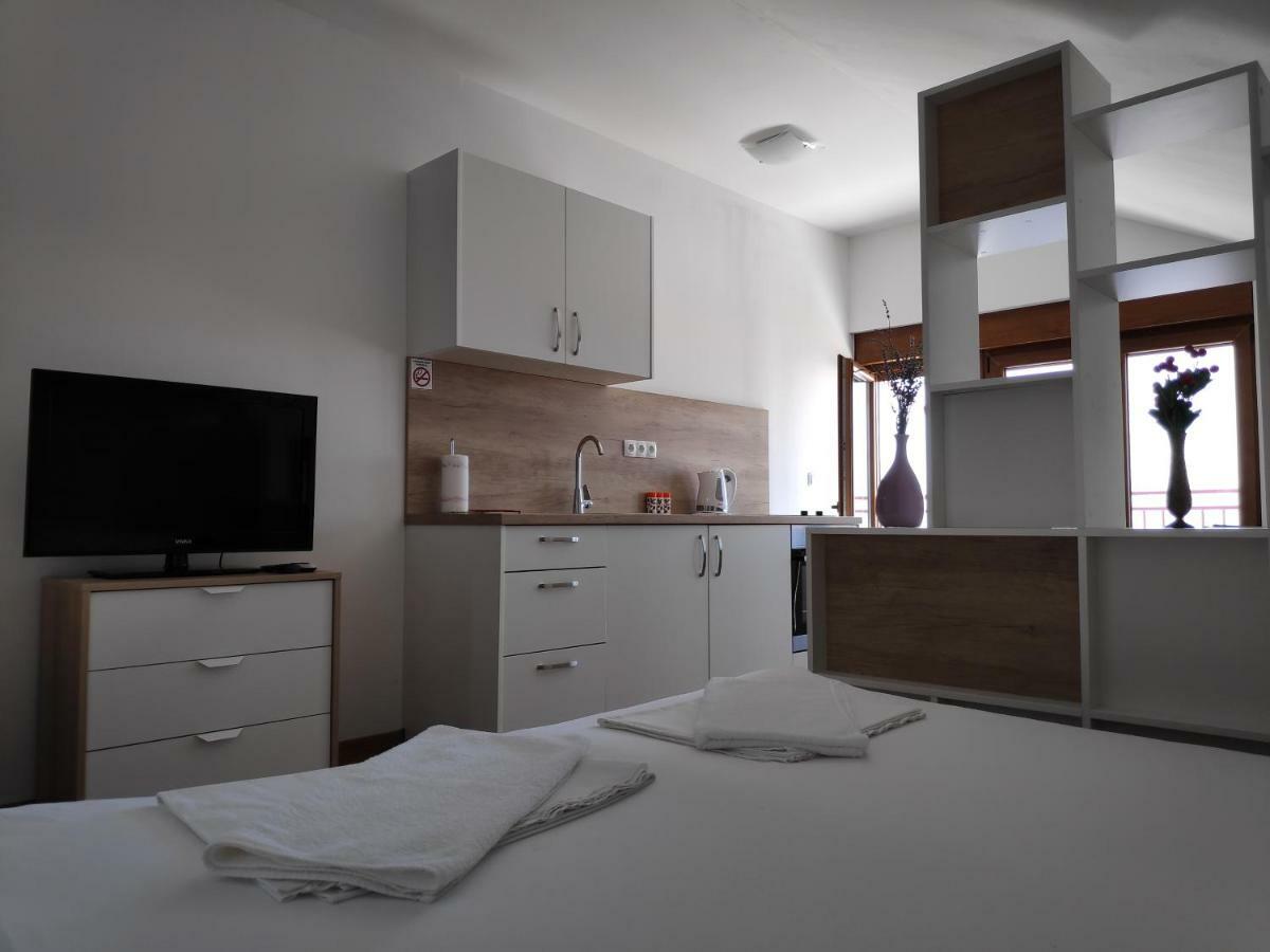 Apartman Anicic Podaca Exterior foto