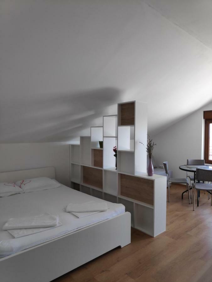 Apartman Anicic Podaca Exterior foto